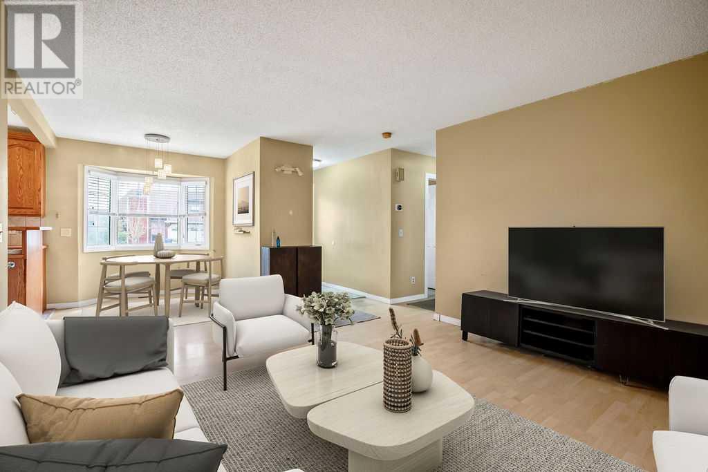 31 Castleglen Crescent NE, Calgary, Alberta