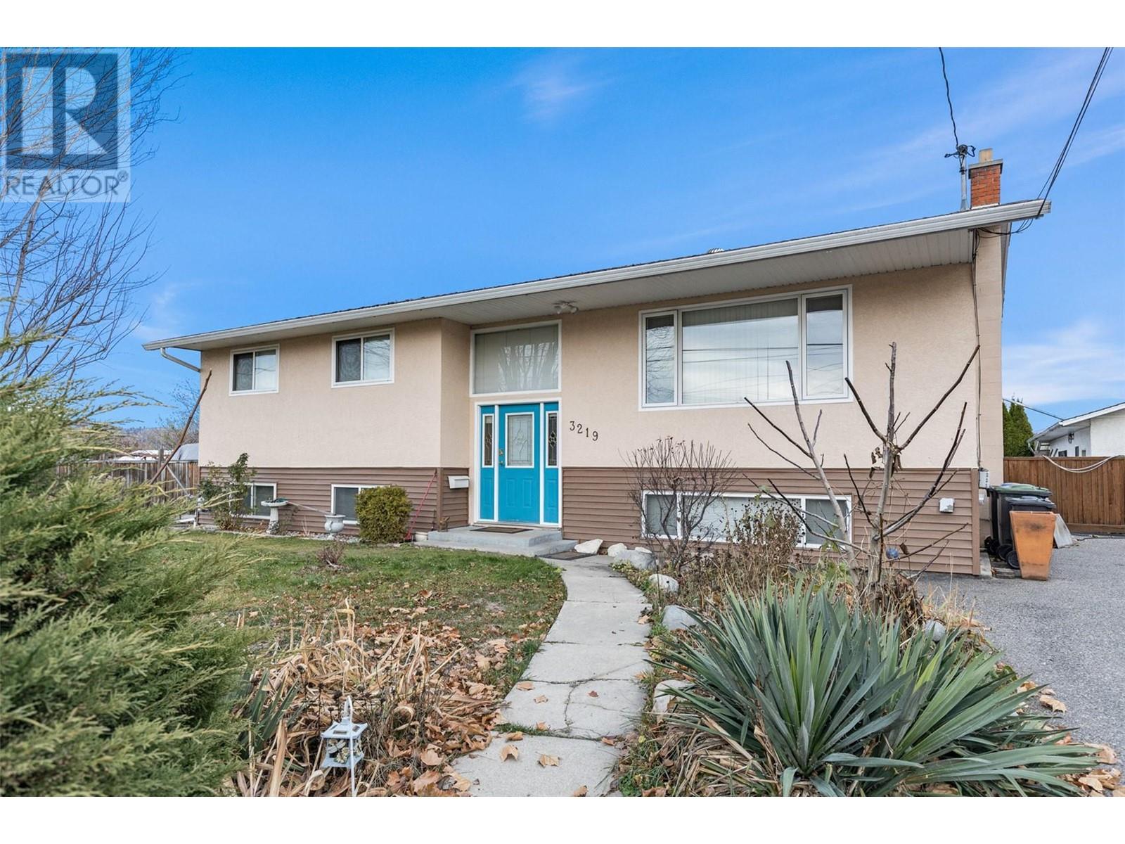  3219 St. Amand Road, Kelowna