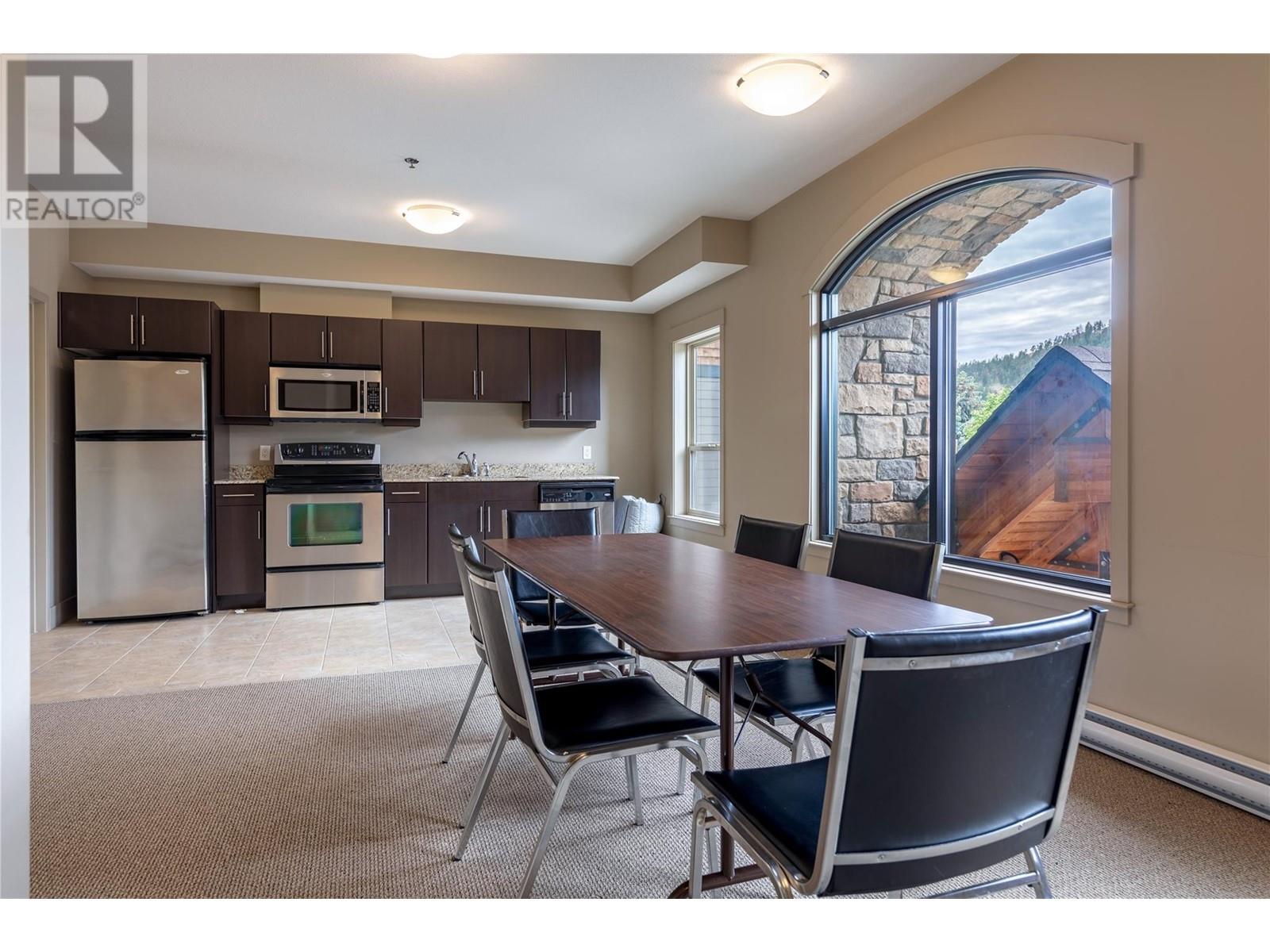 101 1957 Kane Road, Kelowna
