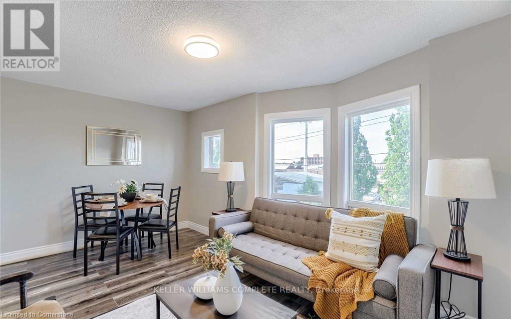 Photo 13 of 2 32 Lloyd Street, Hamilton ON