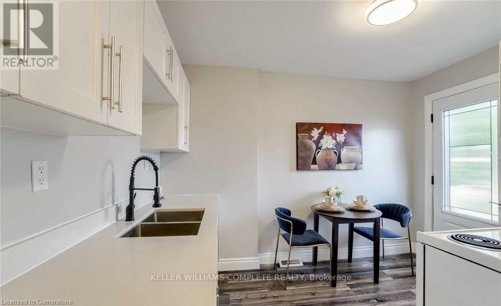 Photo 1 of 2 32 Lloyd Street, Hamilton ON