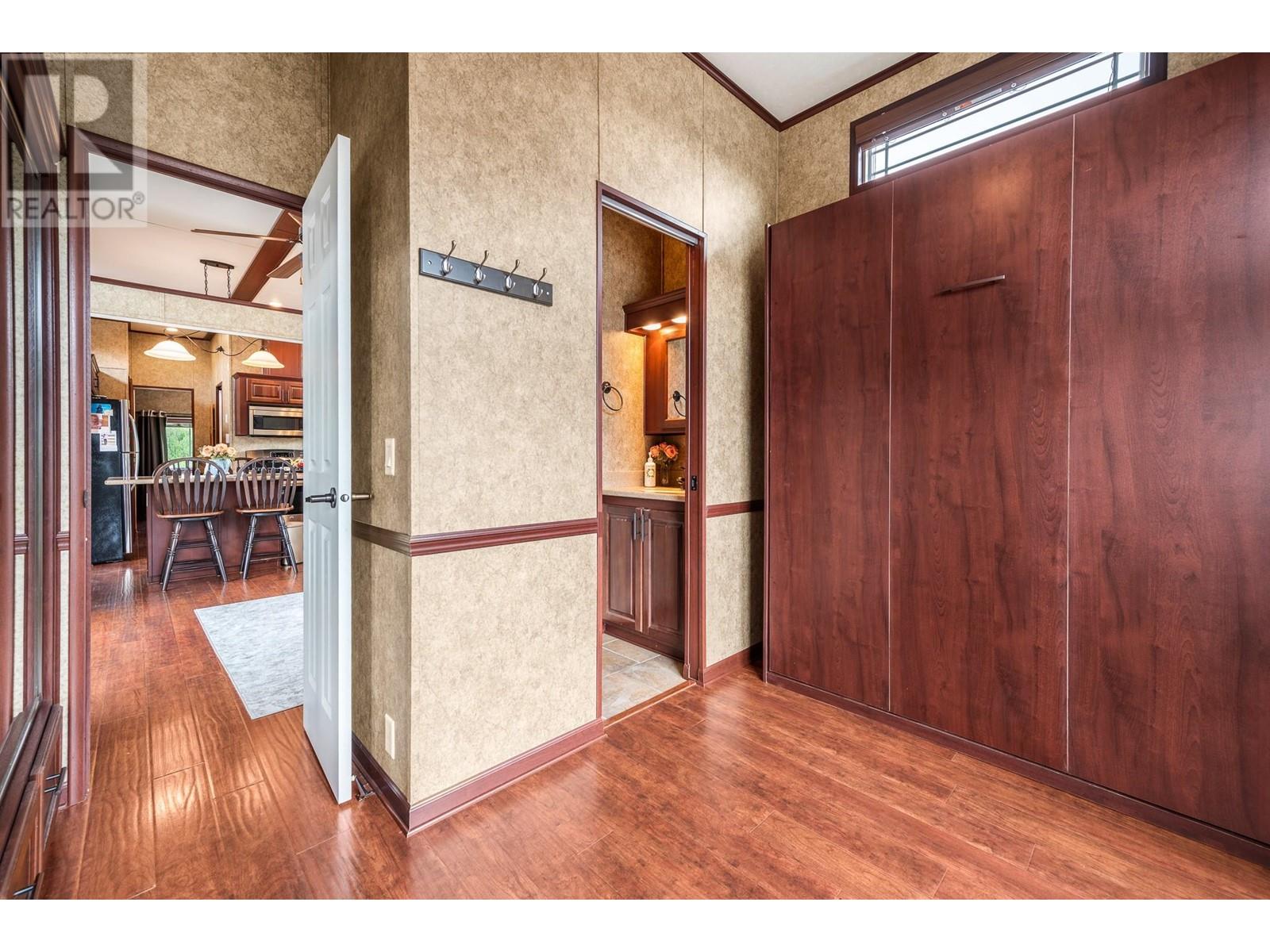 172 8000 Highland Road, Vernon