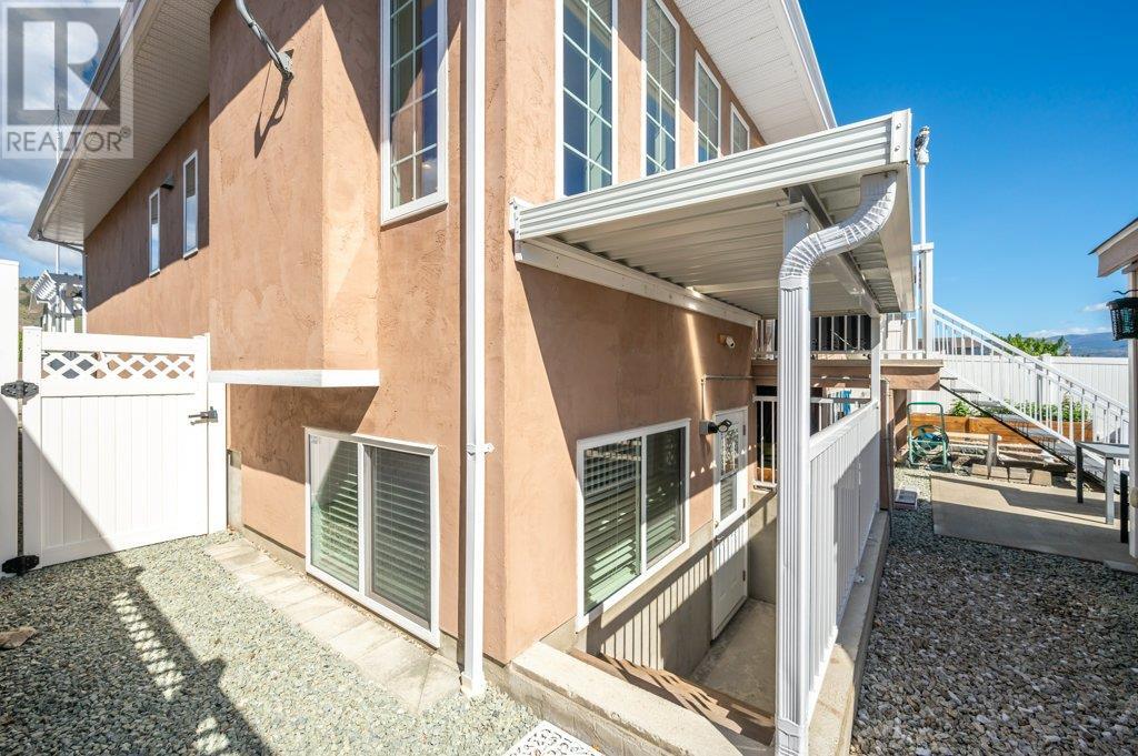  6905 MOUNTAINVIEW Drive, Oliver