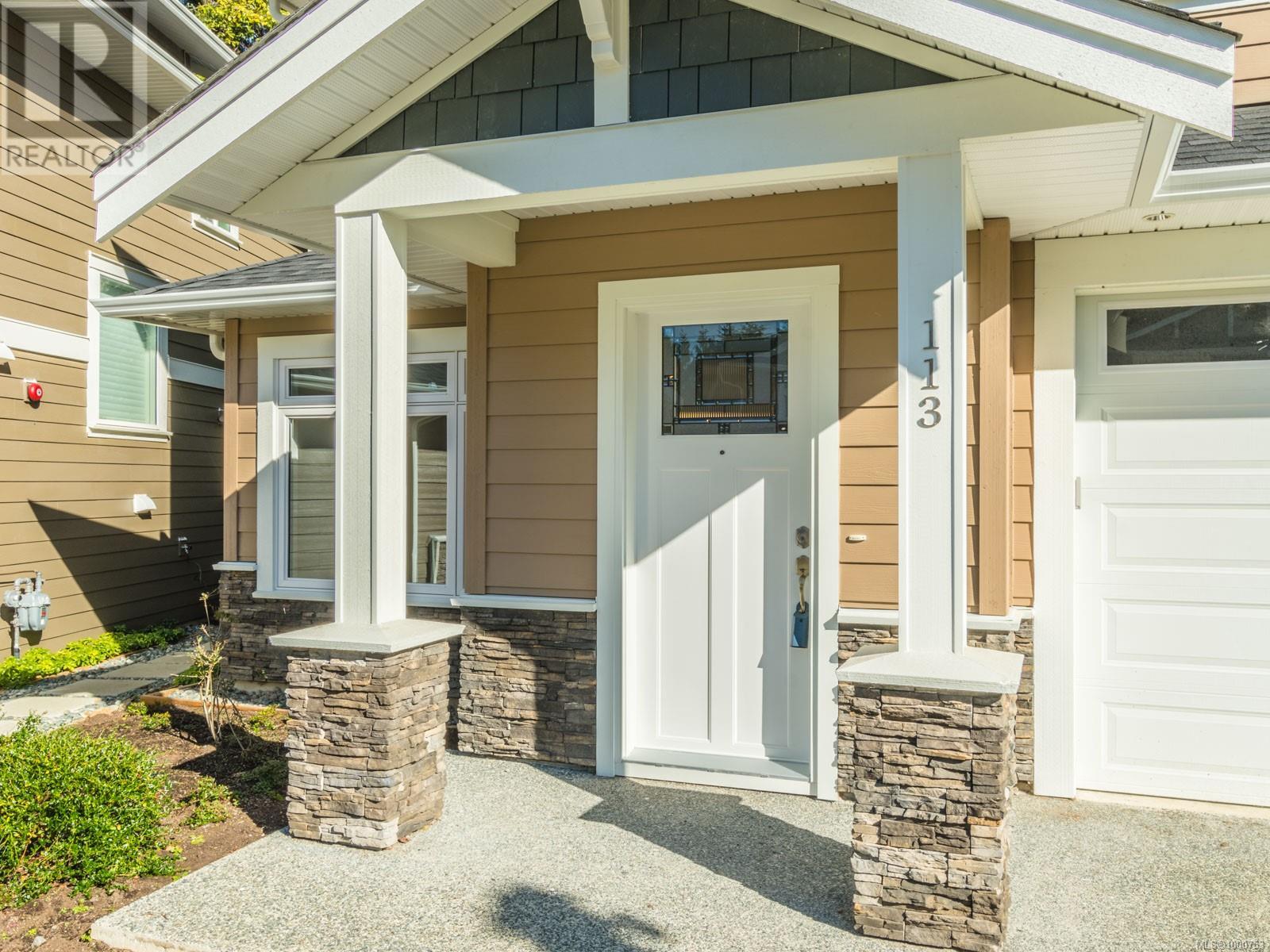 Photo 5 of 113 5160 Hammond Bay Rd, Nanaimo BC