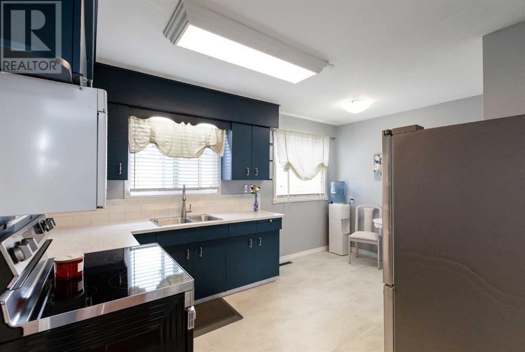 5120 48 Street, Innisfail