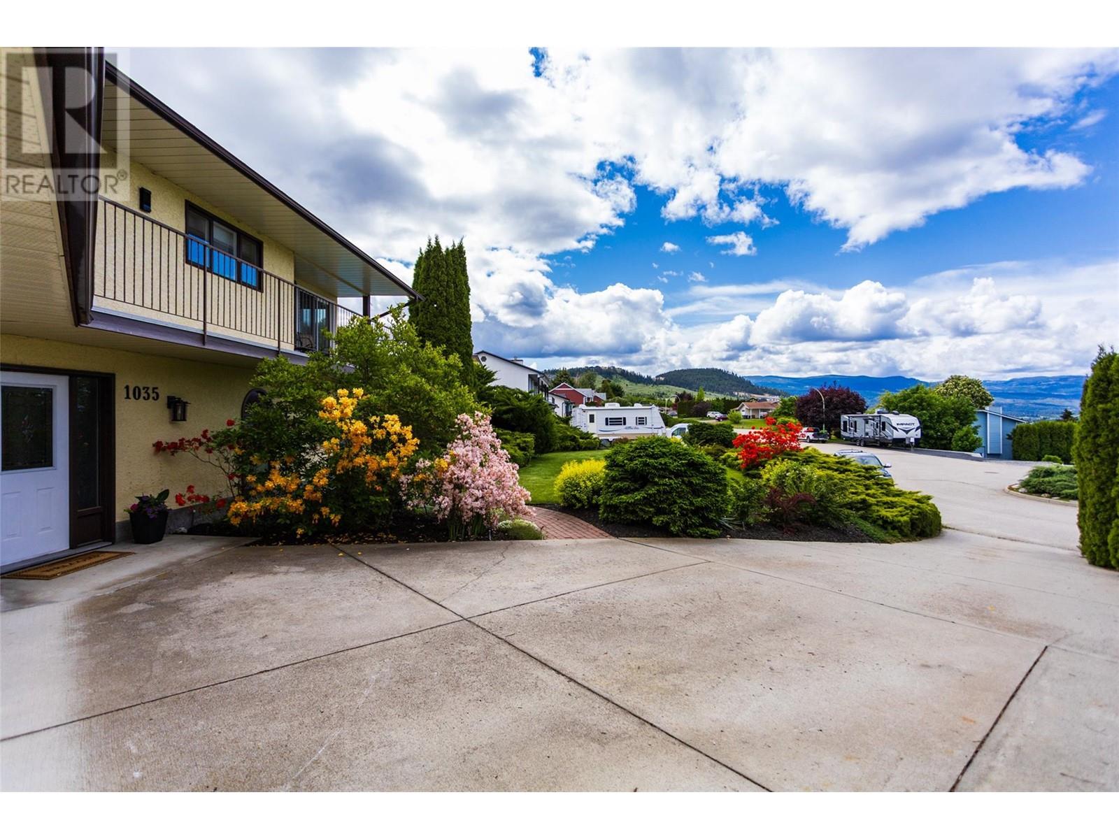  1035 Sutcliffe Court, Kelowna