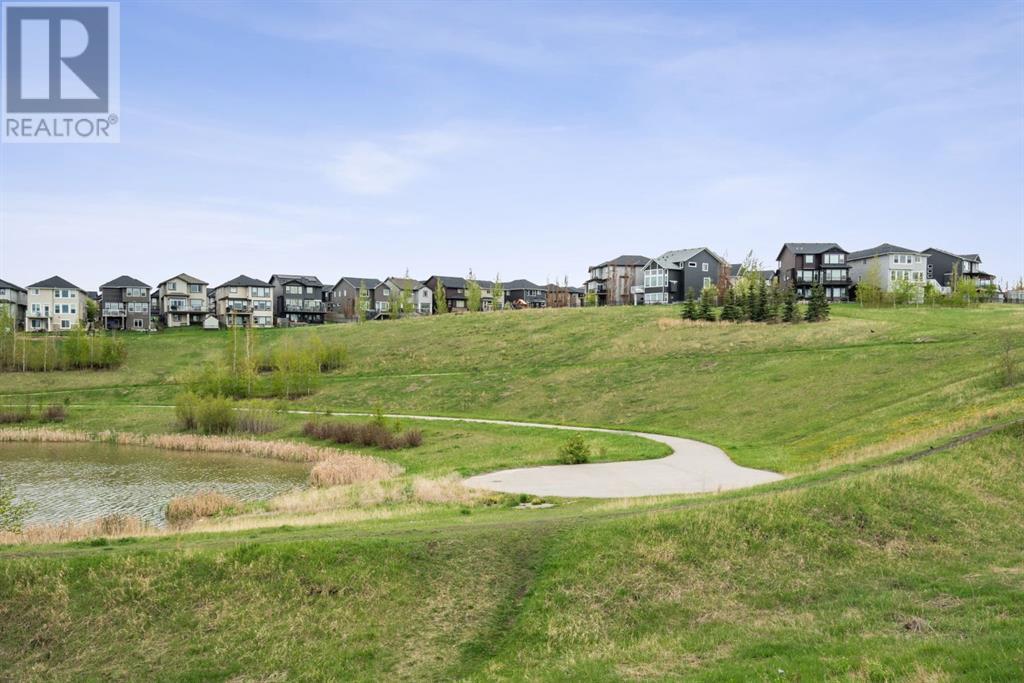 Single Family House for Sale in  Nolanlake Cove NW Nolan Hill Calgary 