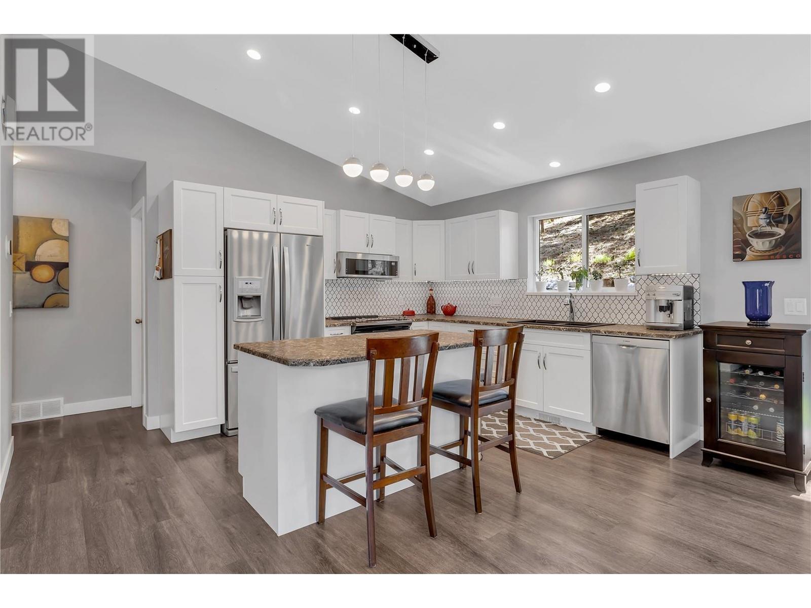 7075 Dunwaters Road, Kelowna