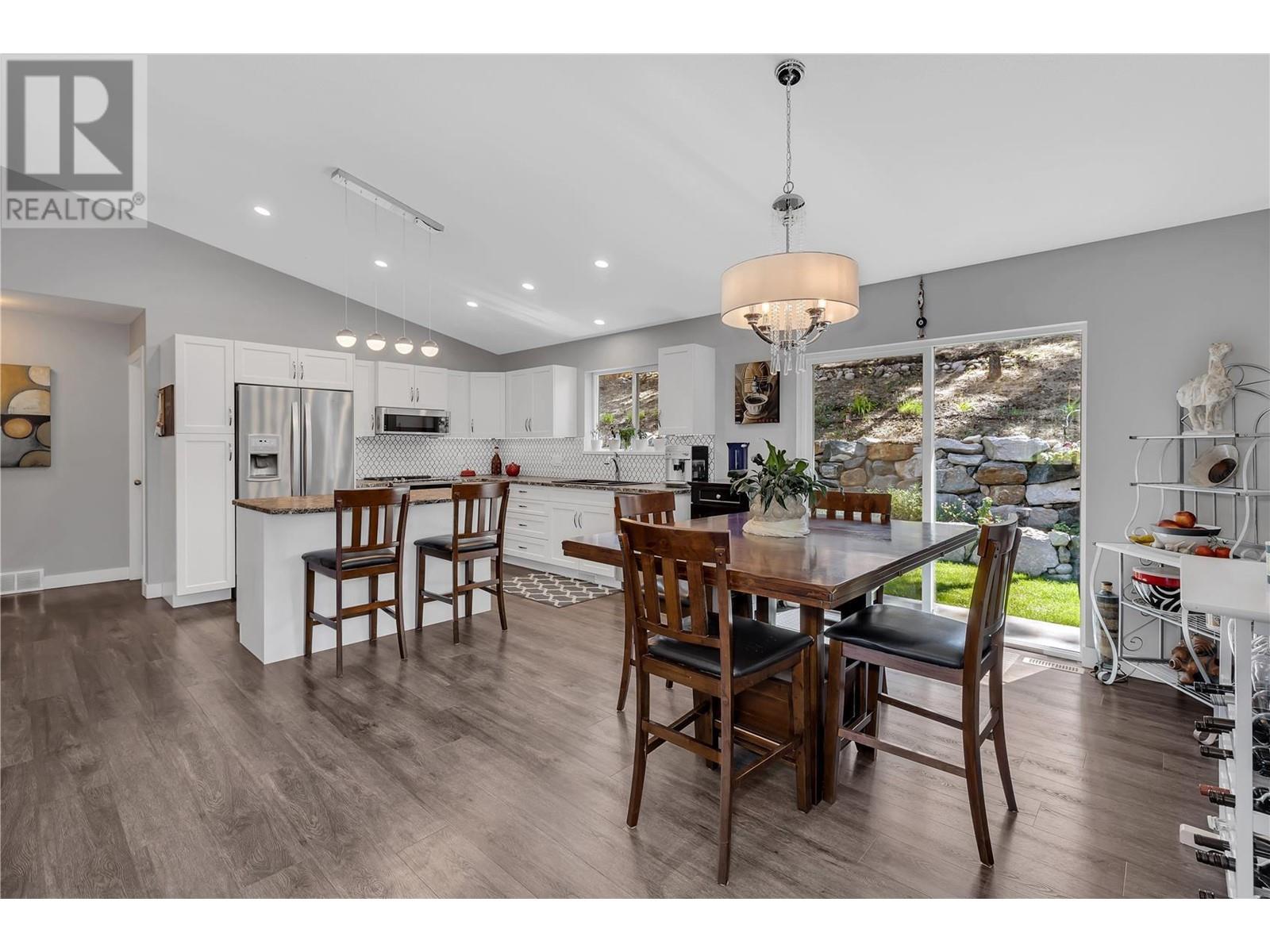 7075 Dunwaters Road, Kelowna