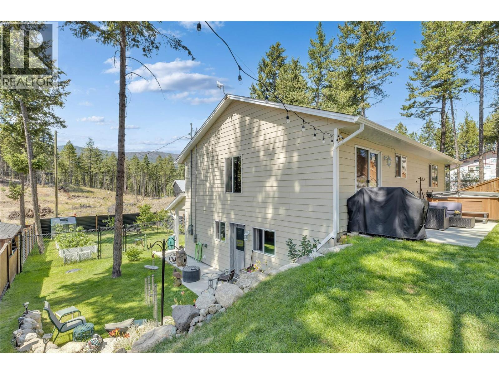  7075 Dunwaters Road, Kelowna