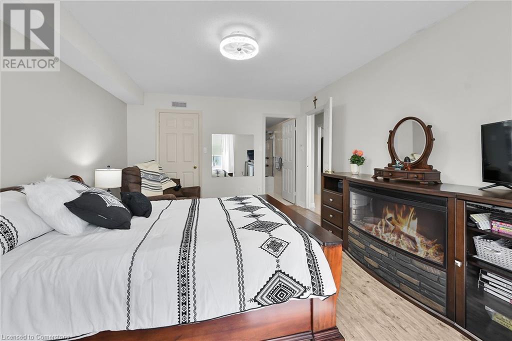 Photo 16 of 6 Village Green Boulevard Unit 604, Hamilton ON