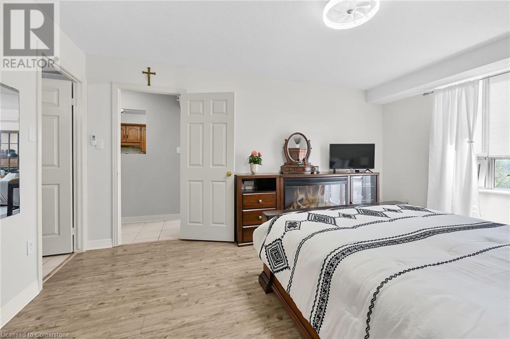 Photo 17 of 6 Village Green Boulevard Unit 604, Hamilton ON