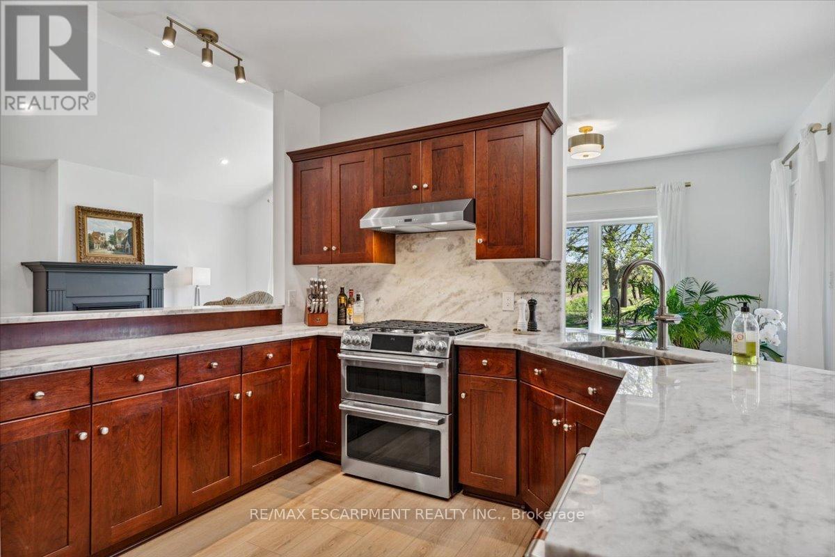 Photo 9 of 5252 Greenlane Road, Lincoln ON