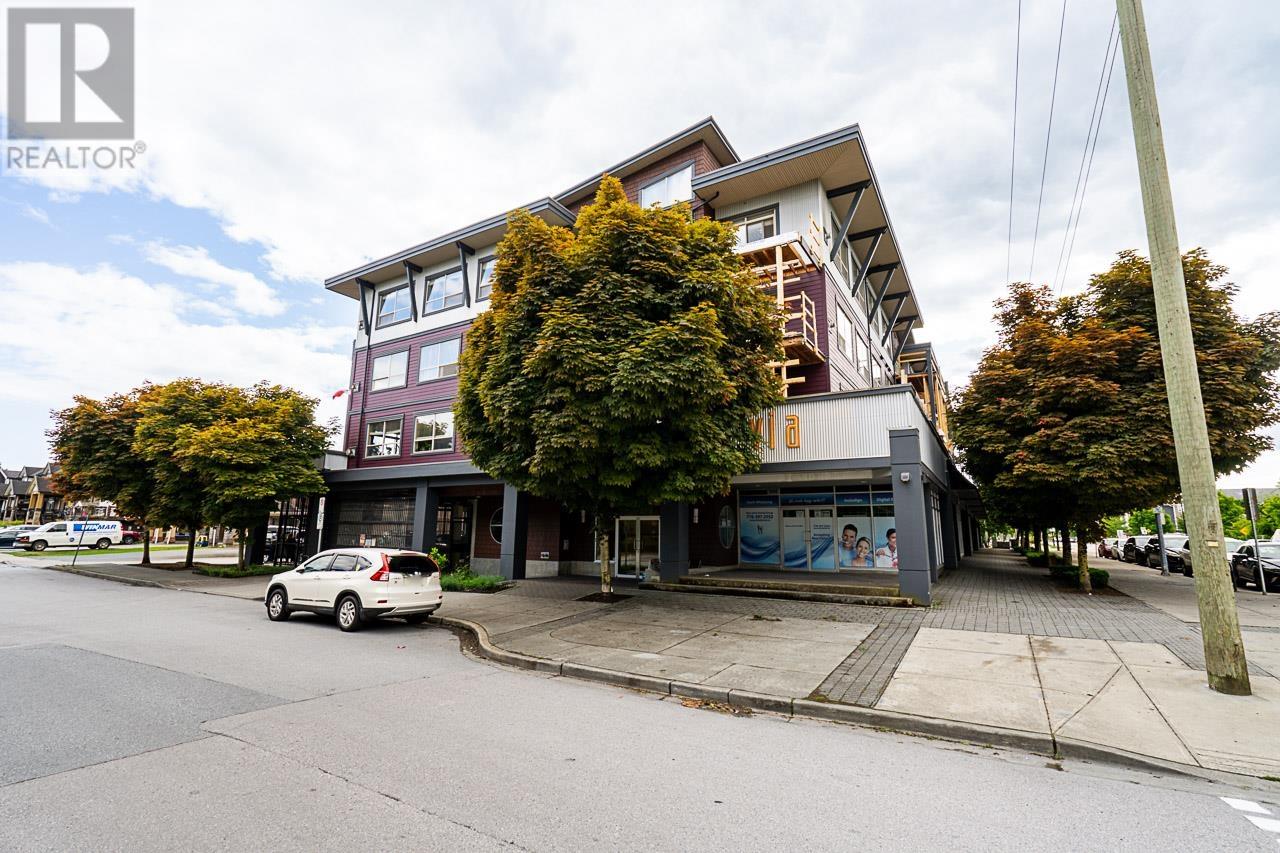 306 288 HAMPTON STREET, New Westminster