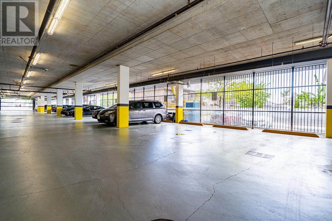 306 288 HAMPTON STREET, New Westminster