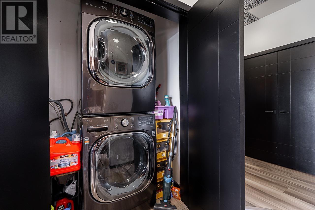 306 288 HAMPTON STREET, New Westminster