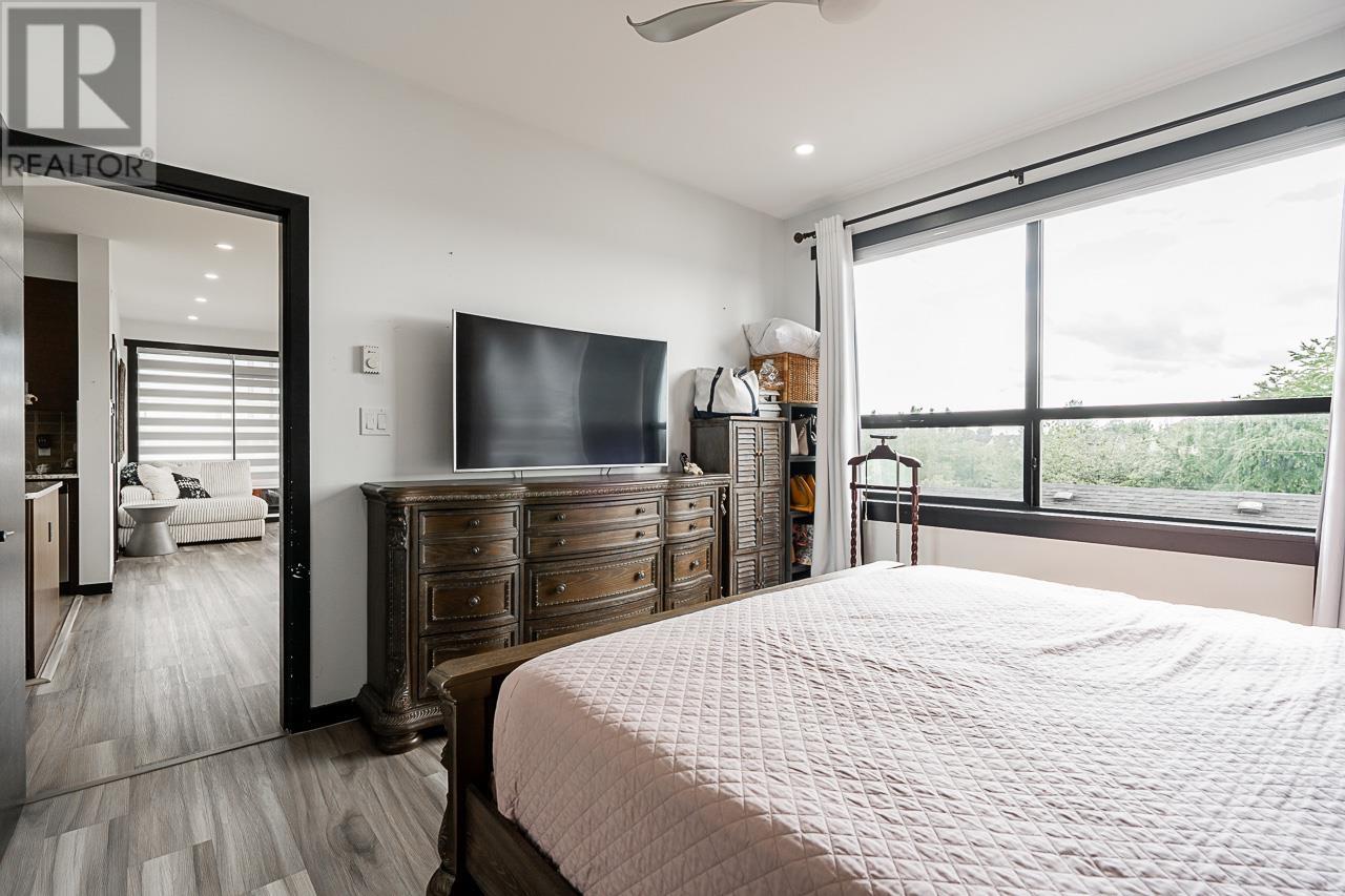 306 288 HAMPTON STREET, New Westminster
