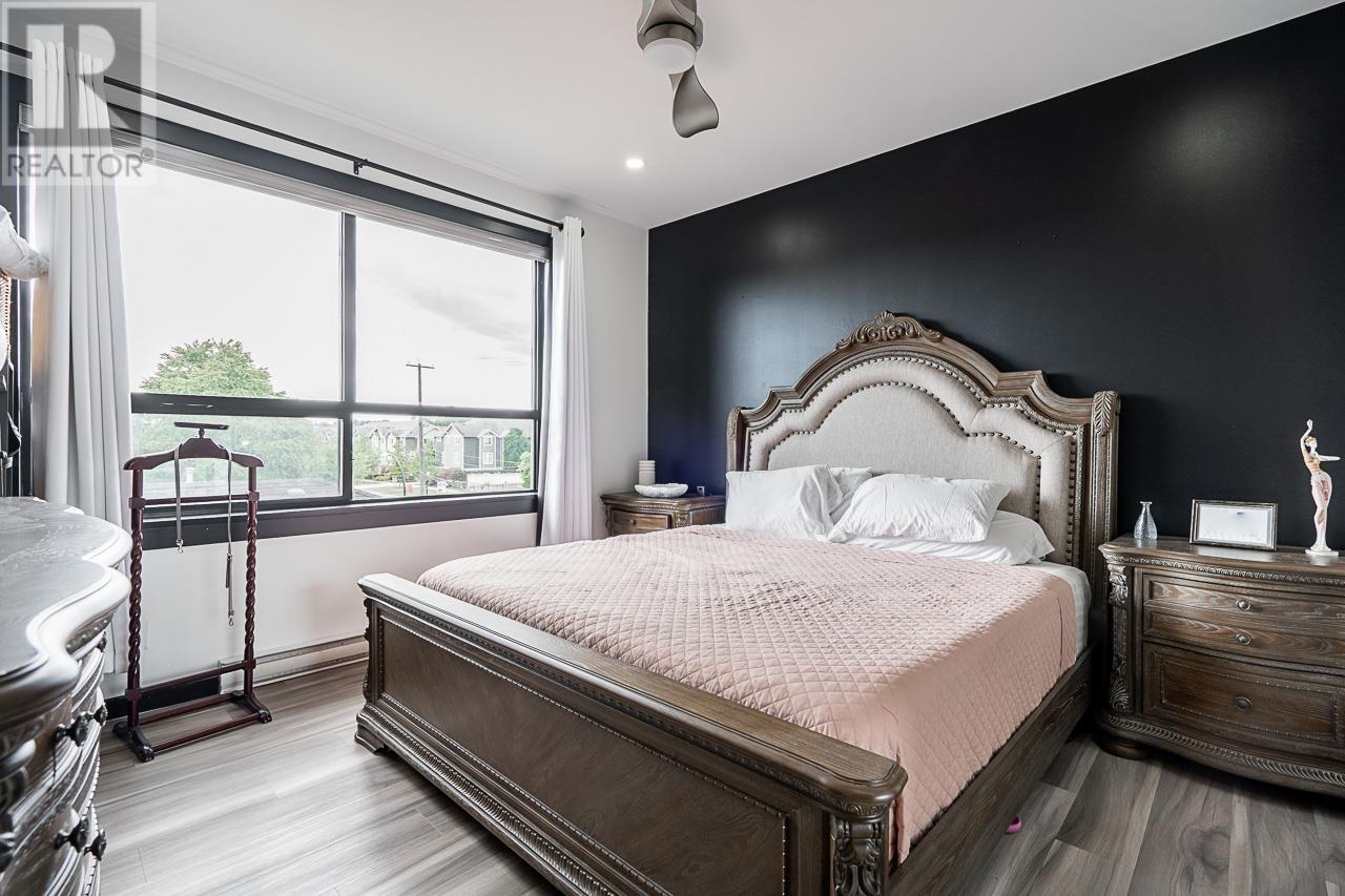 306 288 HAMPTON STREET, New Westminster