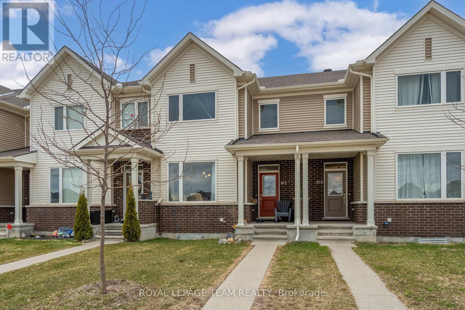 https://ddfcdn.realtor.ca/listing/TS638835194999170000/reb76/highres/1/x12166141_1.jpg