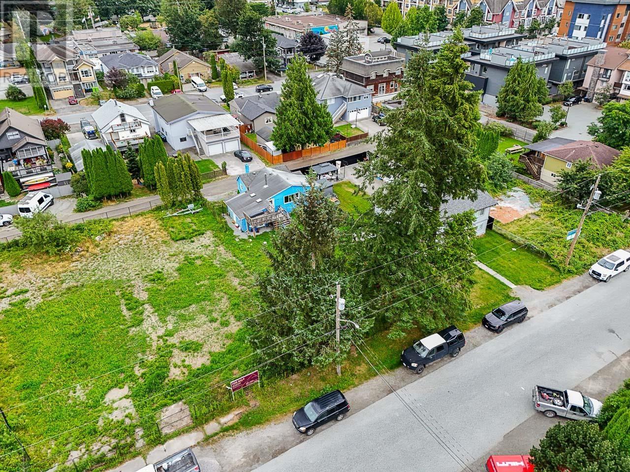 37956 FOURTH AVENUE, Squamish