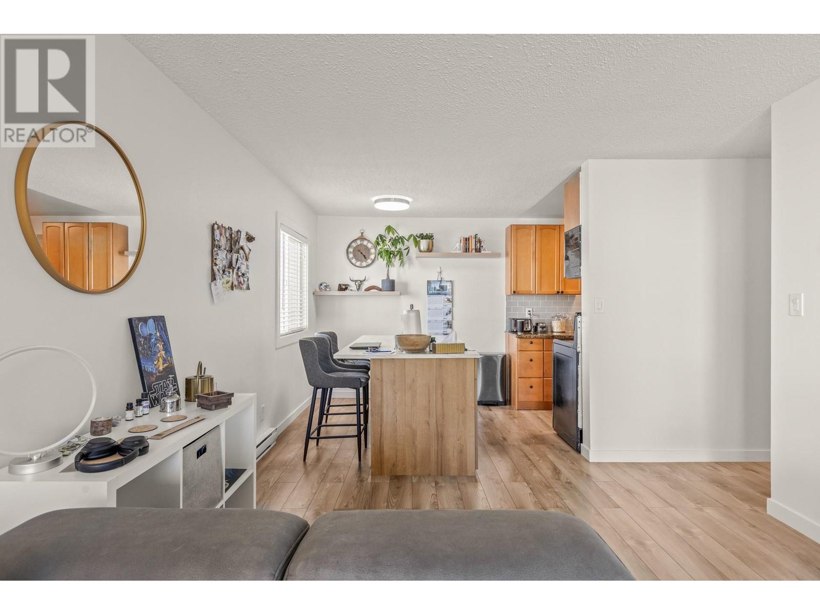 304 395 Franklyn Road, Kelowna