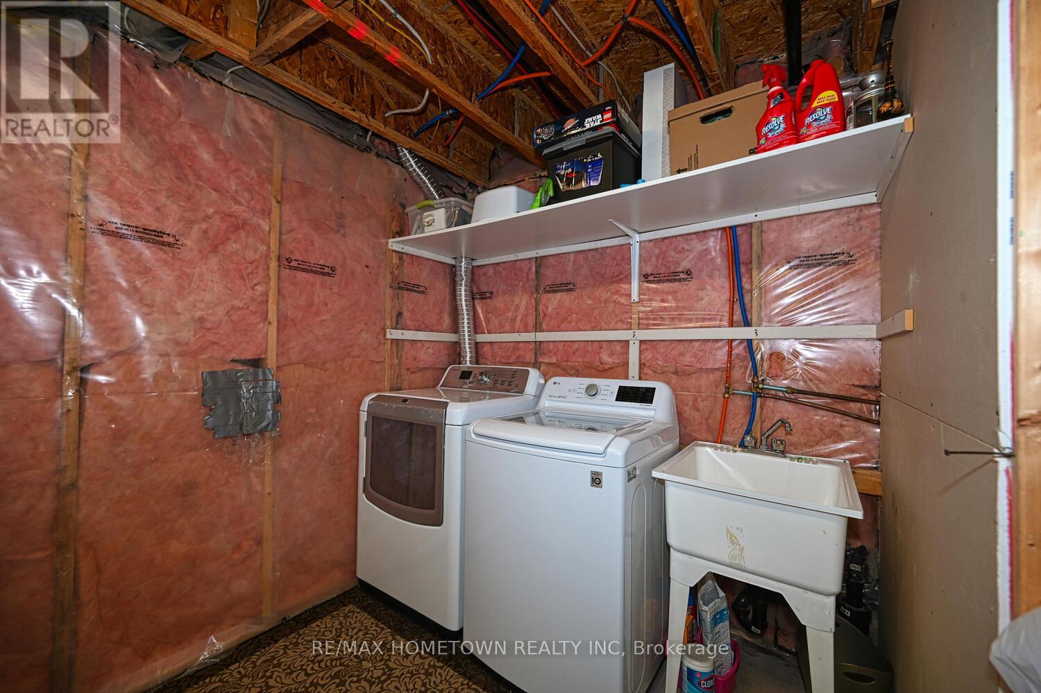 Photo 28 of 16 Regency Place, Brockville ON