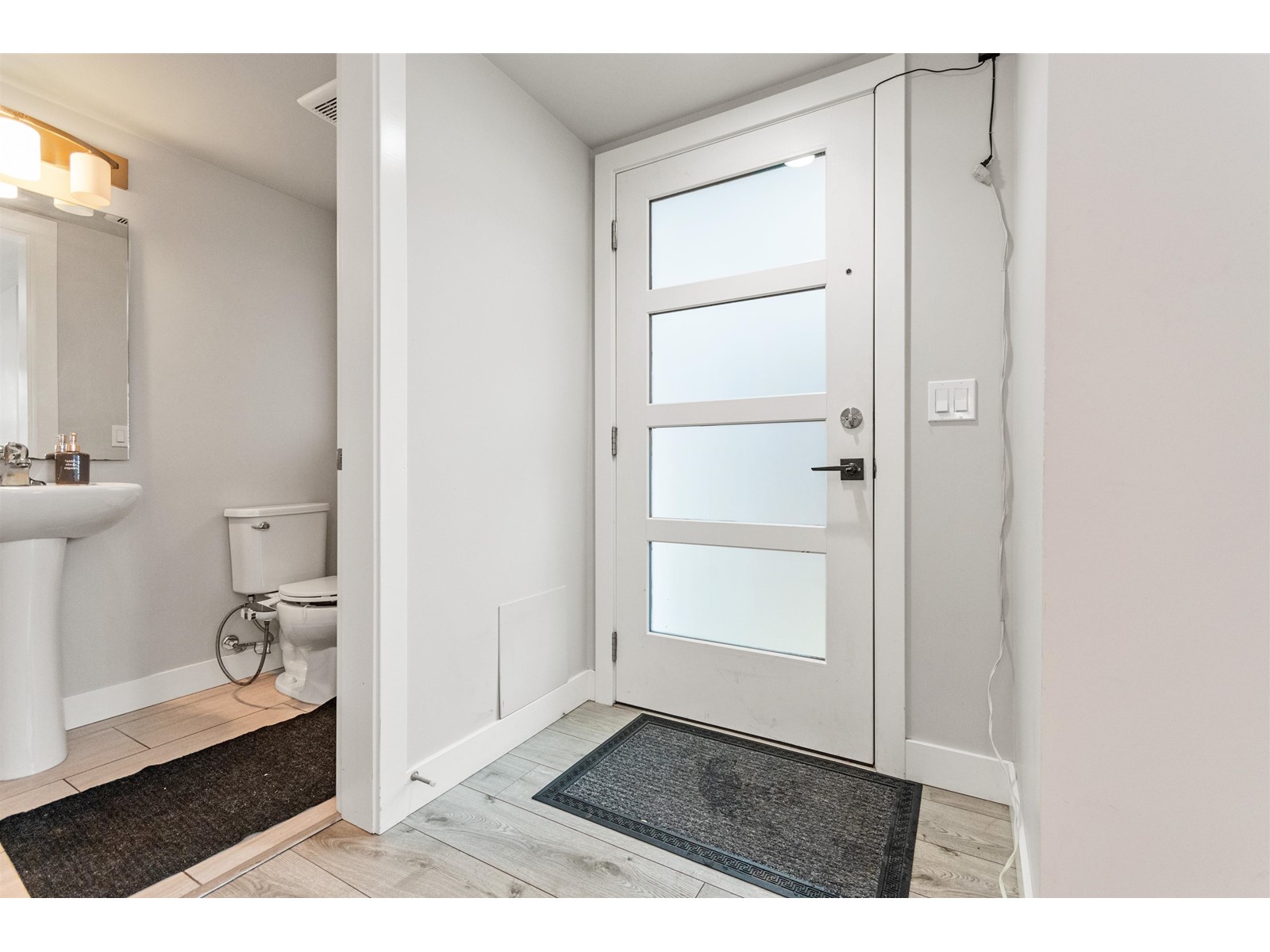 98 8413 MIDTOWN WAY, Chilliwack Proper South, Chilliwack