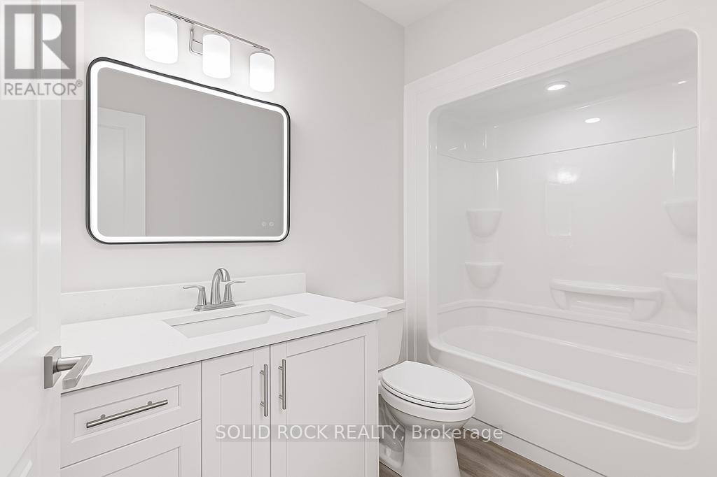 Photo 20 of 30 Lakeview Drive, South Dundas ON