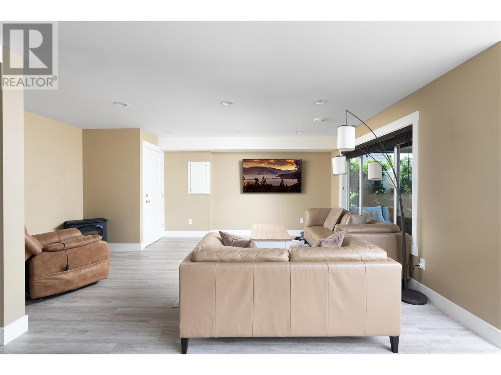  5084 Seon Crescent, Kelowna