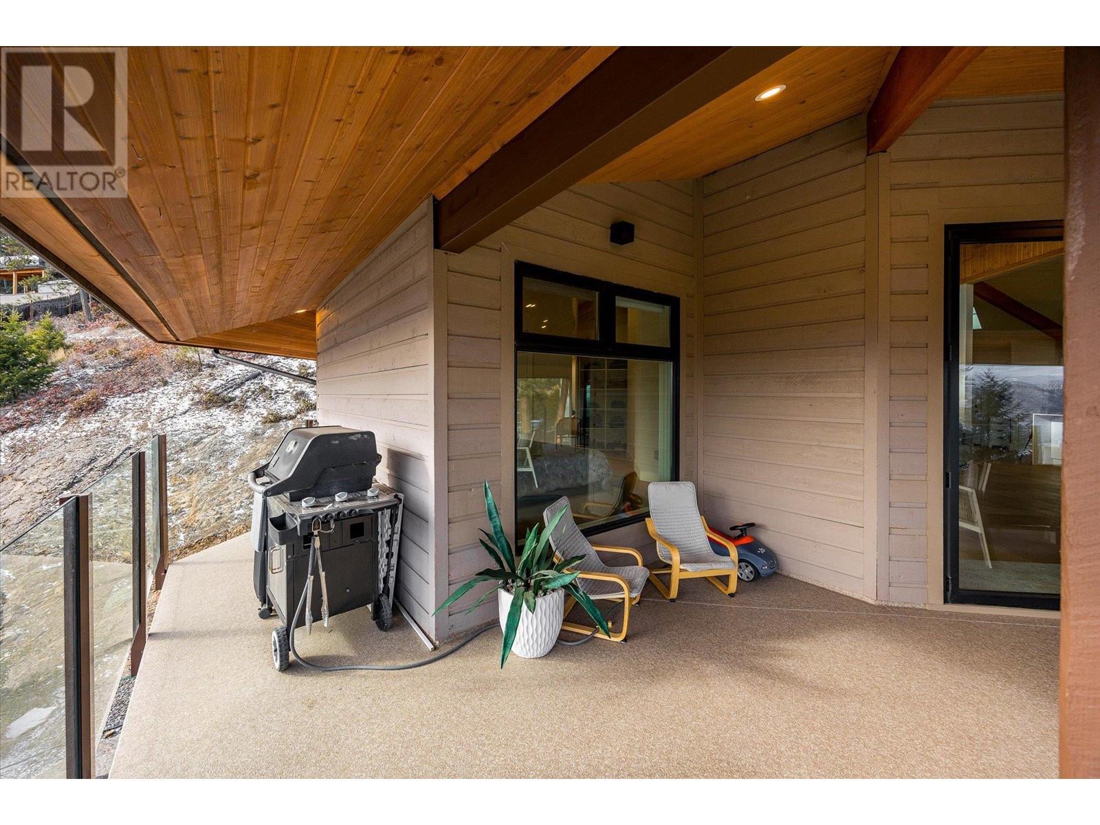  1446 Scott Crescent, West Kelowna