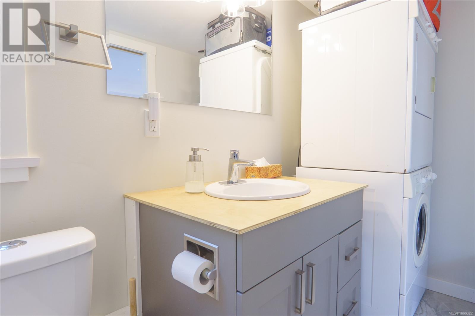 1145 Seventh Ave, Ucluelet
