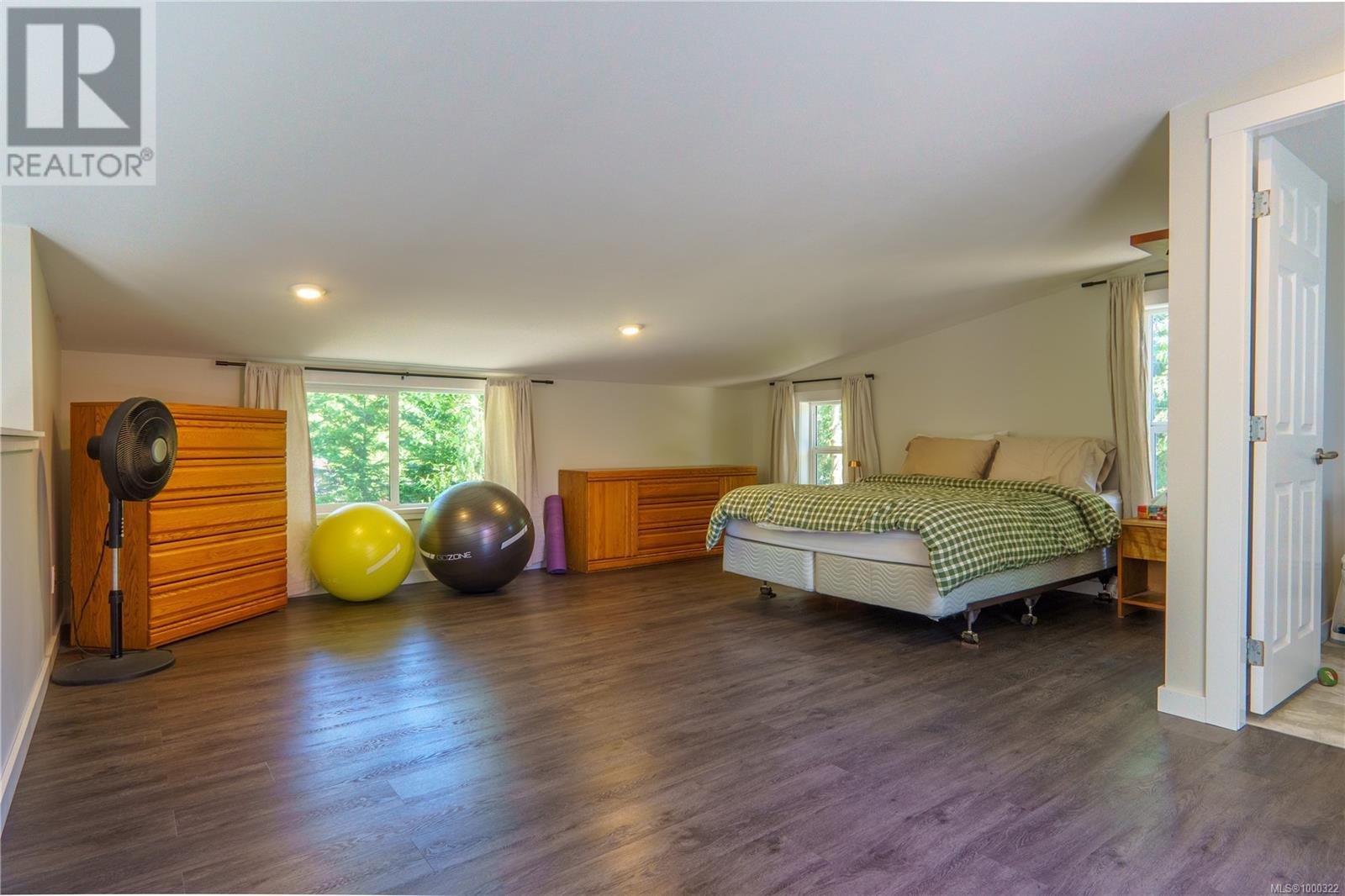 1145 Seventh Ave, Ucluelet