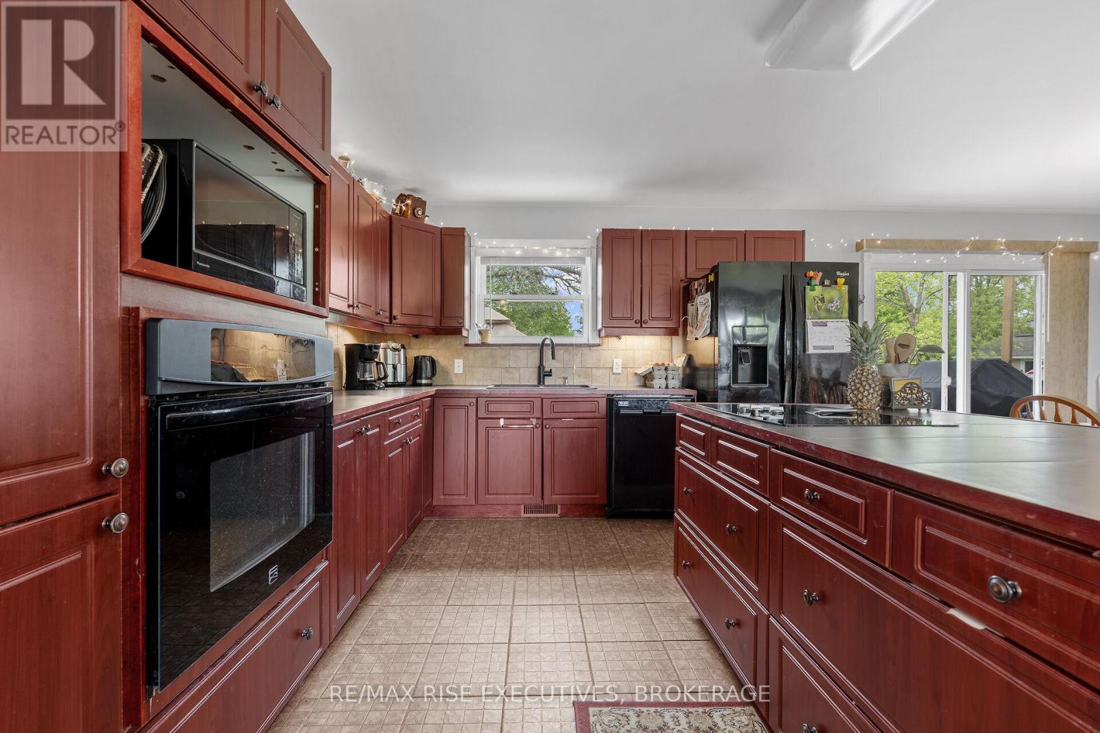 Photo 13 of 2329 Harlem Road, Rideau Lakes ON