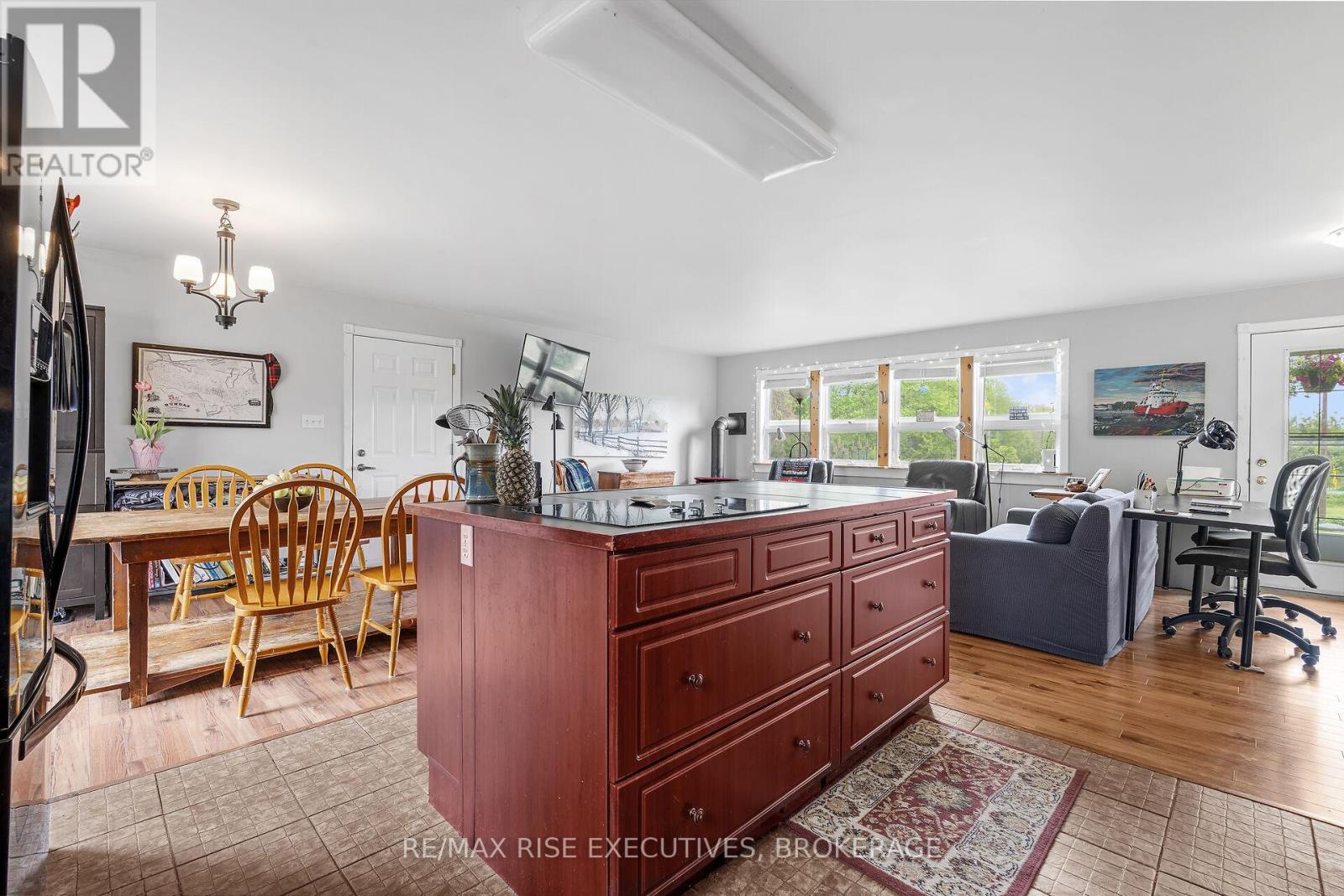 Photo 14 of 2329 Harlem Road, Rideau Lakes ON