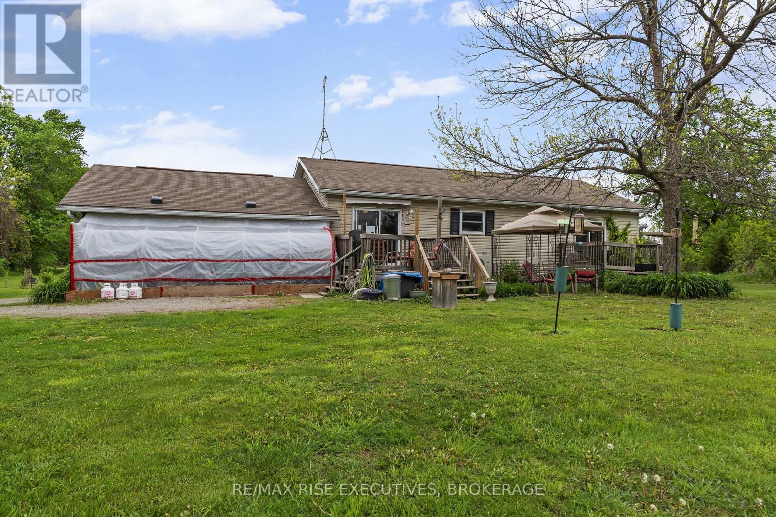 Photo 26 of 2329 Harlem Road, Rideau Lakes ON