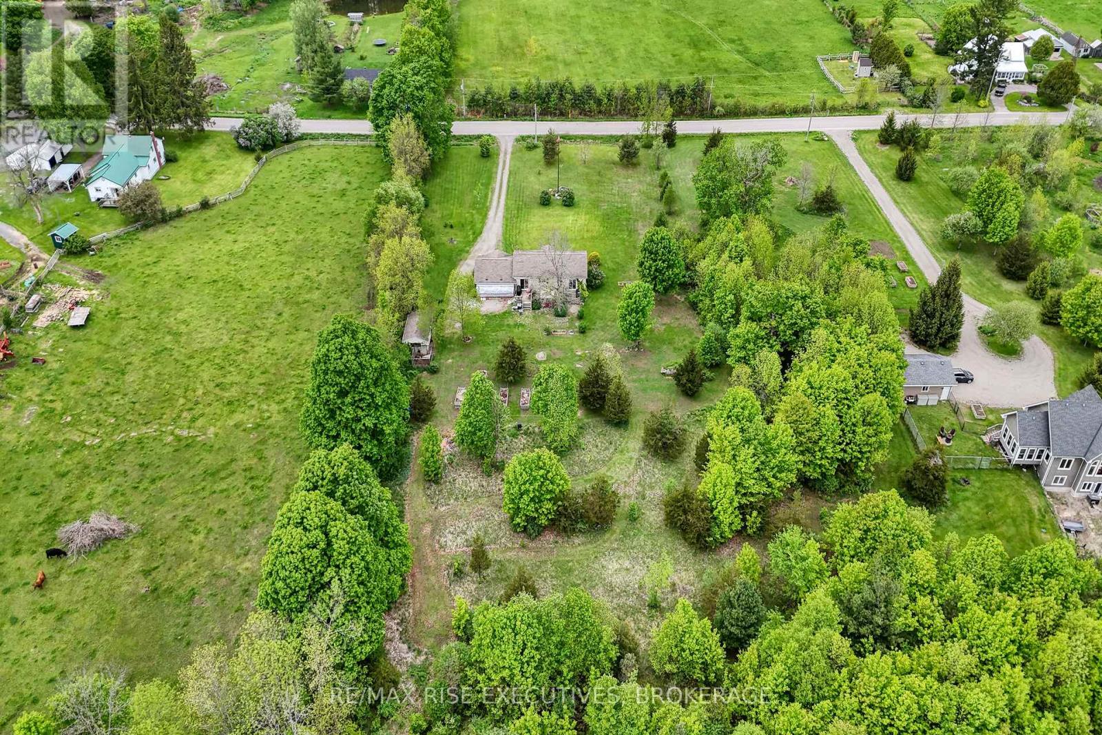 Photo 36 of 2329 Harlem Road, Rideau Lakes ON