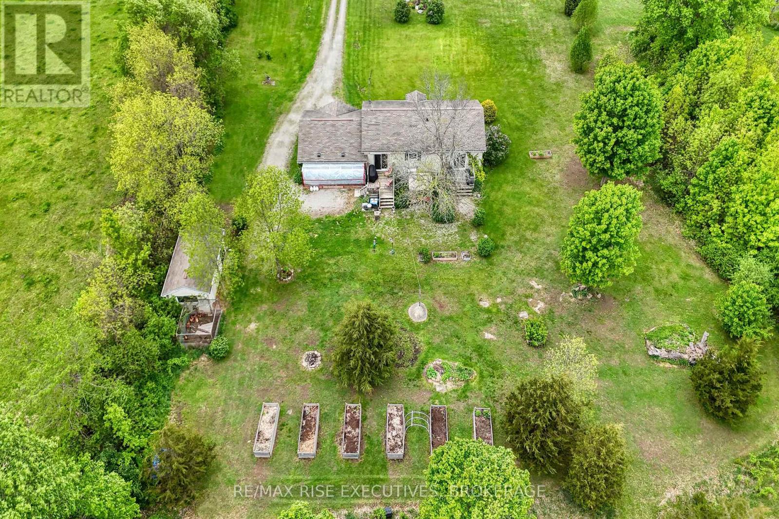 Photo 37 of 2329 Harlem Road, Rideau Lakes ON