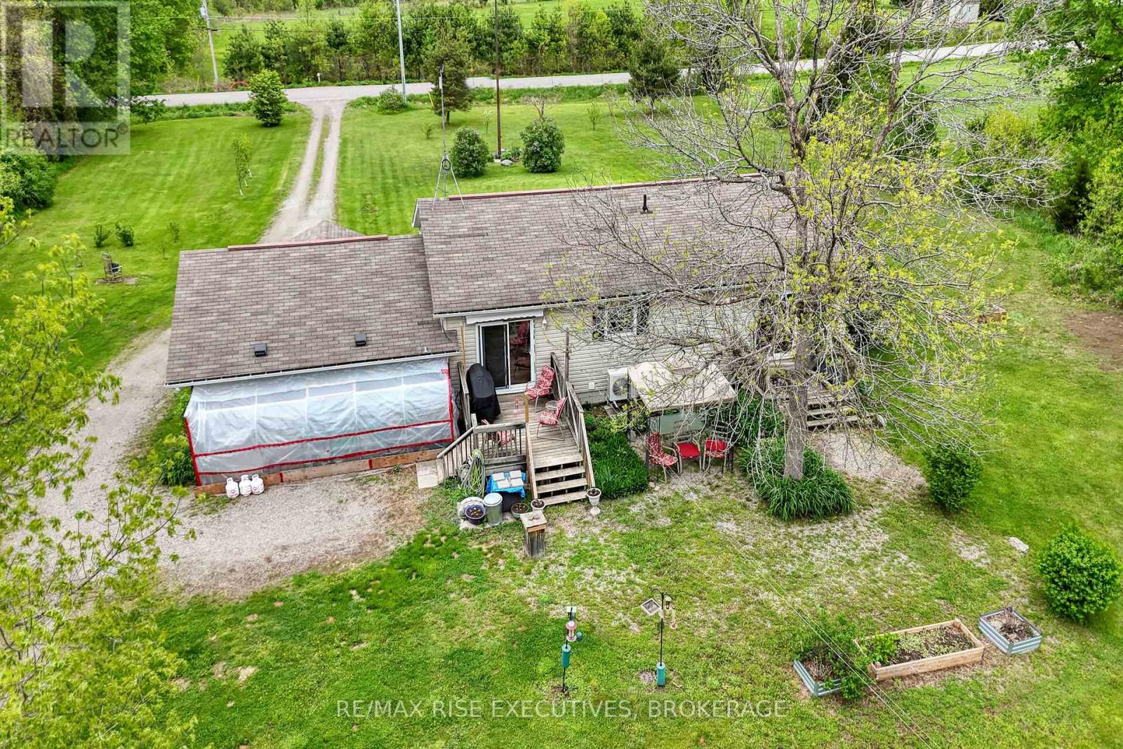 Photo 38 of 2329 Harlem Road, Rideau Lakes ON