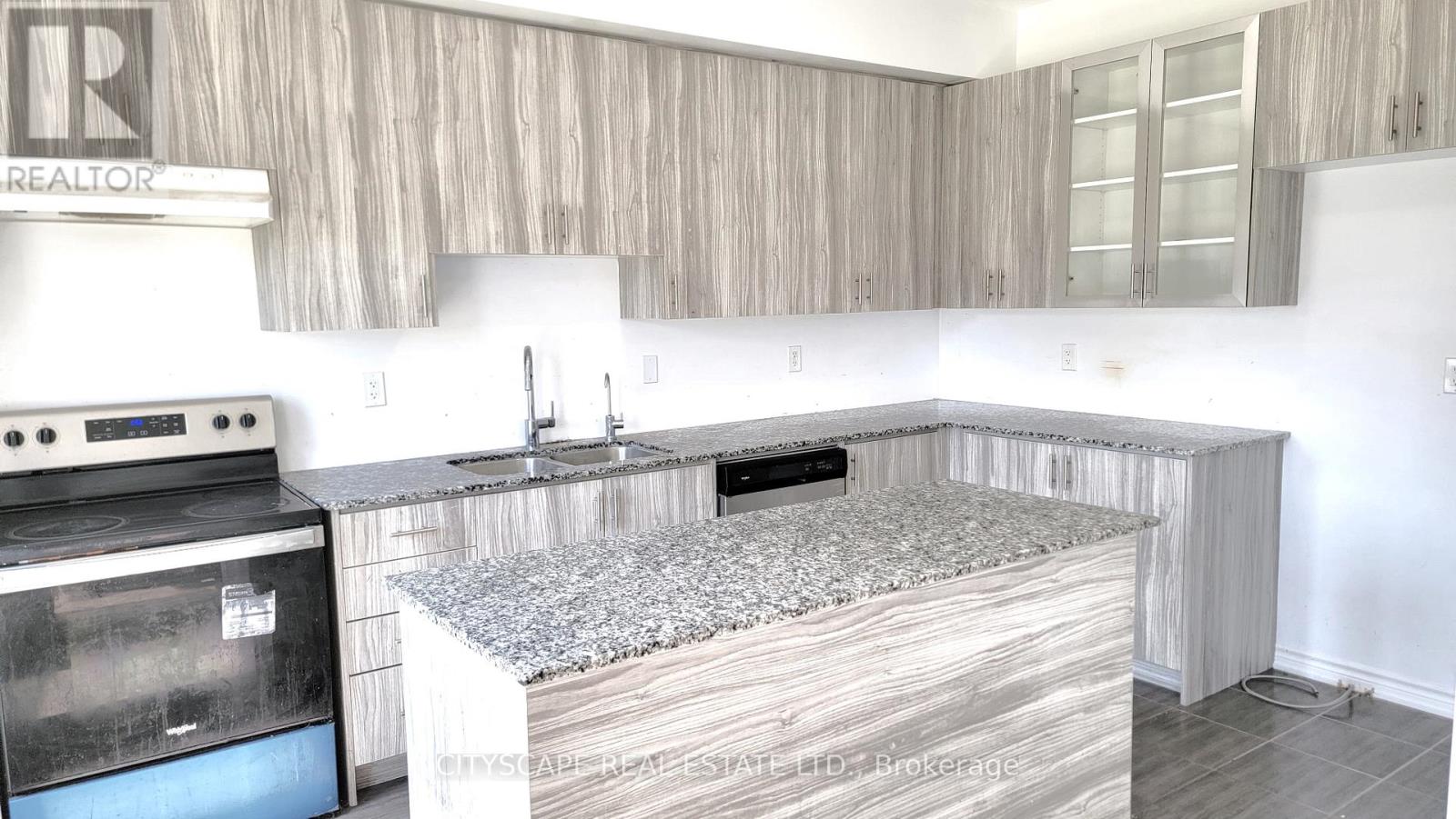 Photo 13 of 228 Ridley Crescent, Southgate ON