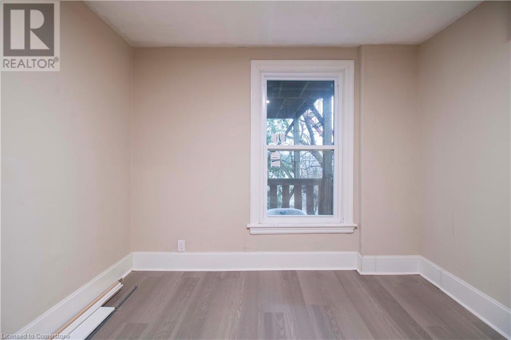 Photo 11 of 417 King Street W, Hamilton ON