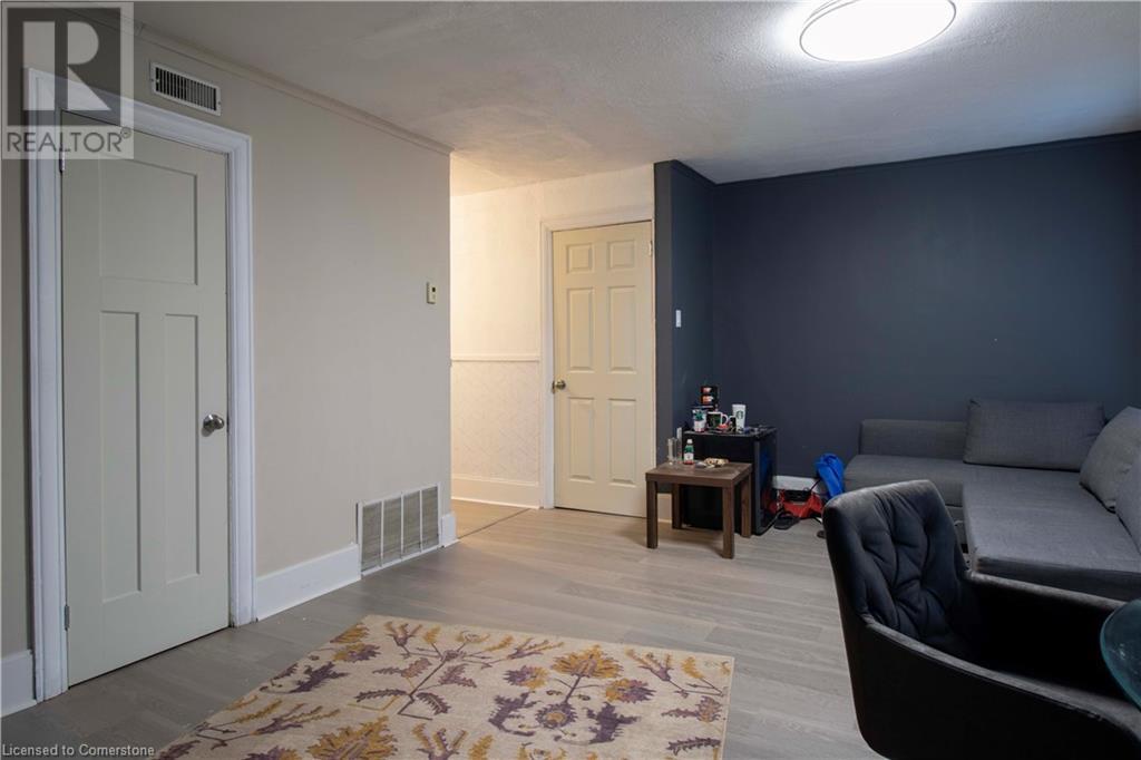 Photo 21 of 417 King Street W, Hamilton ON