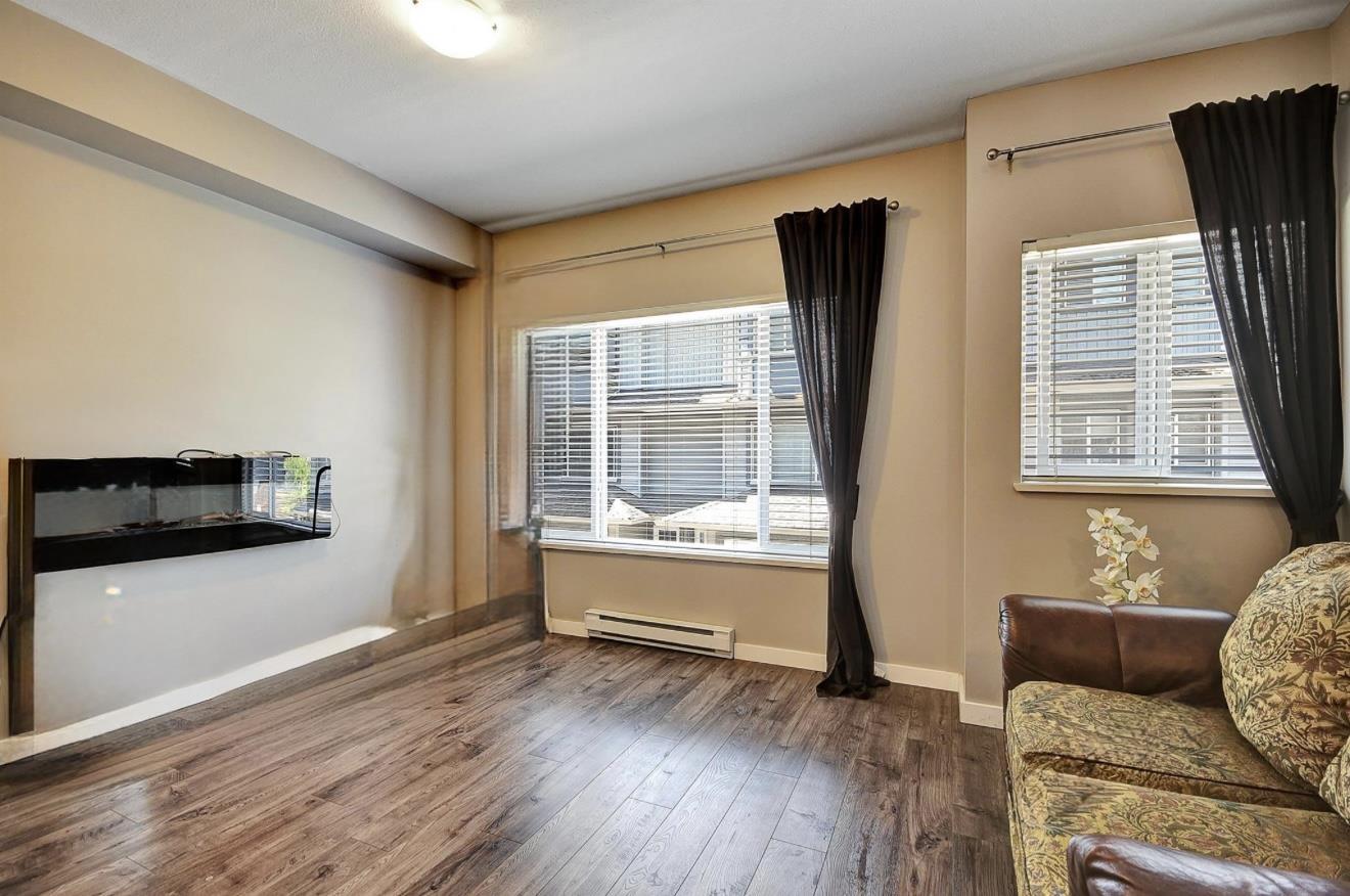 Photo 7 of 49 18701 66 Avenue, Surrey BC