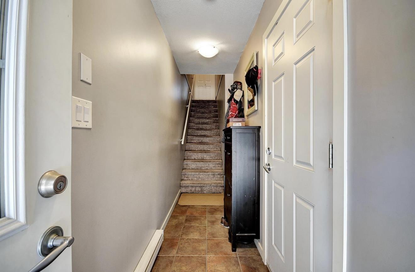 Photo 16 of 49 18701 66 Avenue, Surrey BC