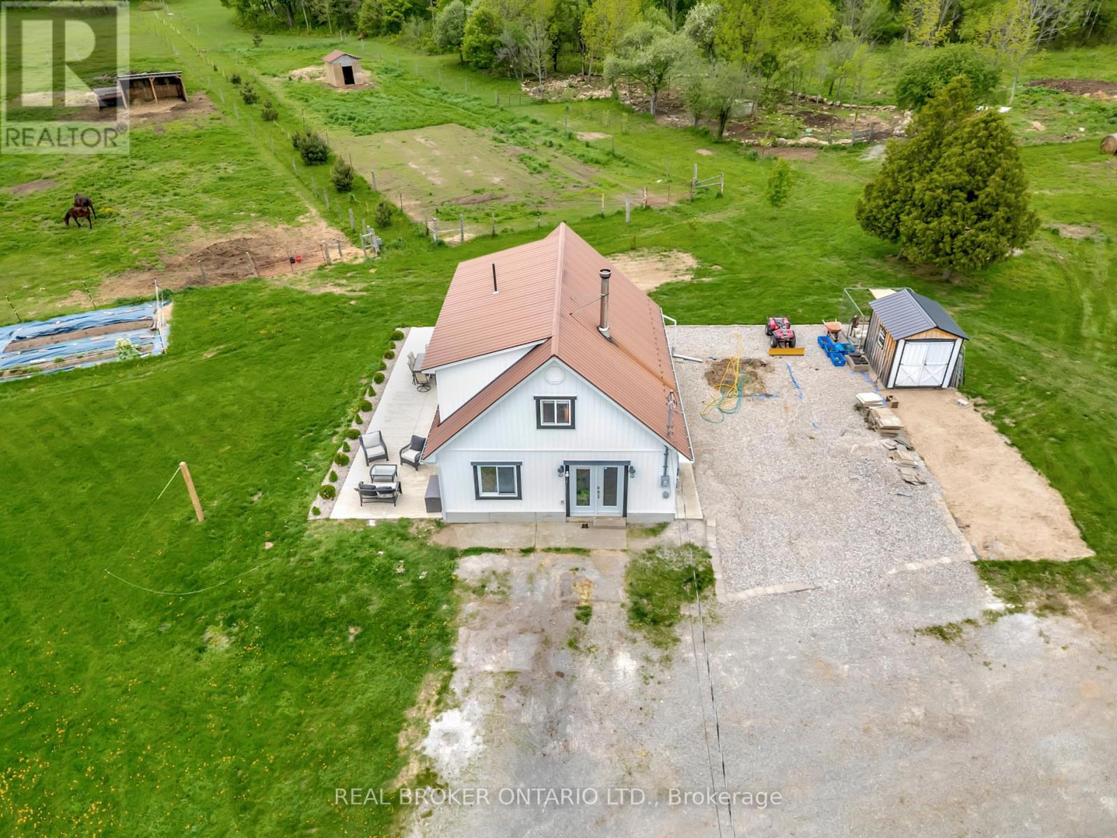 Photo 5 of 174 County 1 Road, Elizabethtownkitley ON