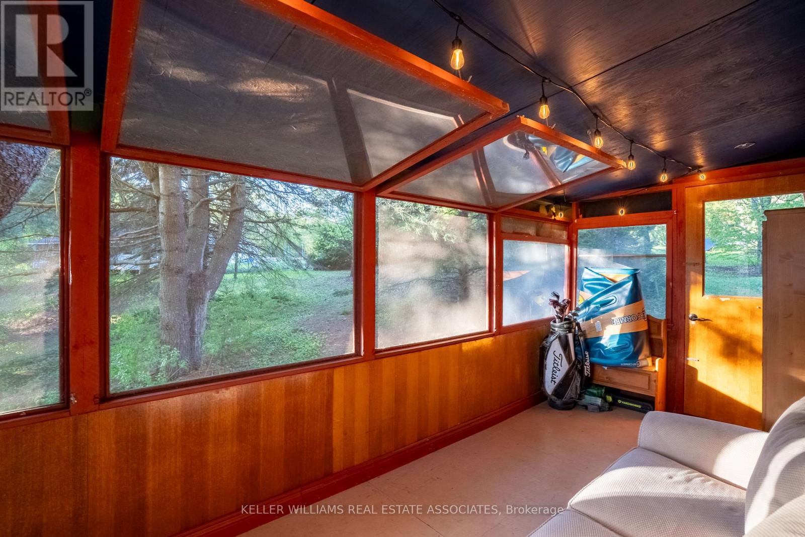 Photo 9 of 1052 Hammond Road, Lake Of Bays ON