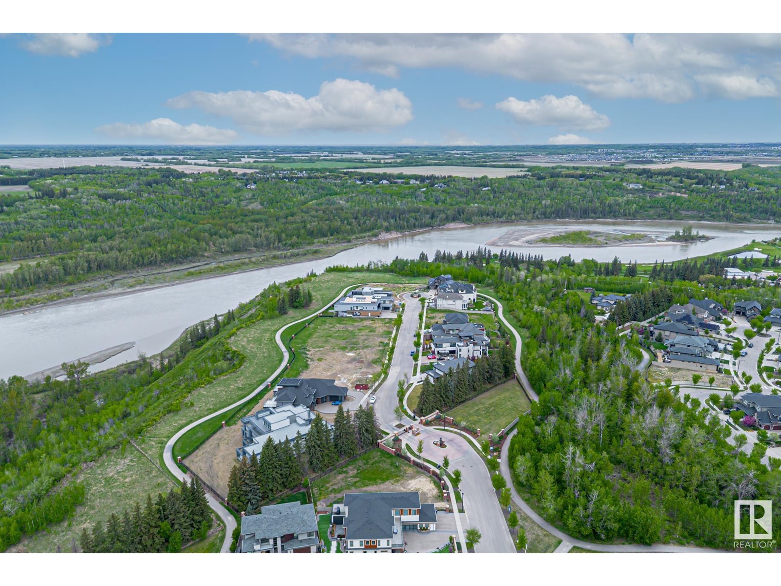 Photo 10 of 22 3466 Keswick Bv Sw, Edmonton AB
