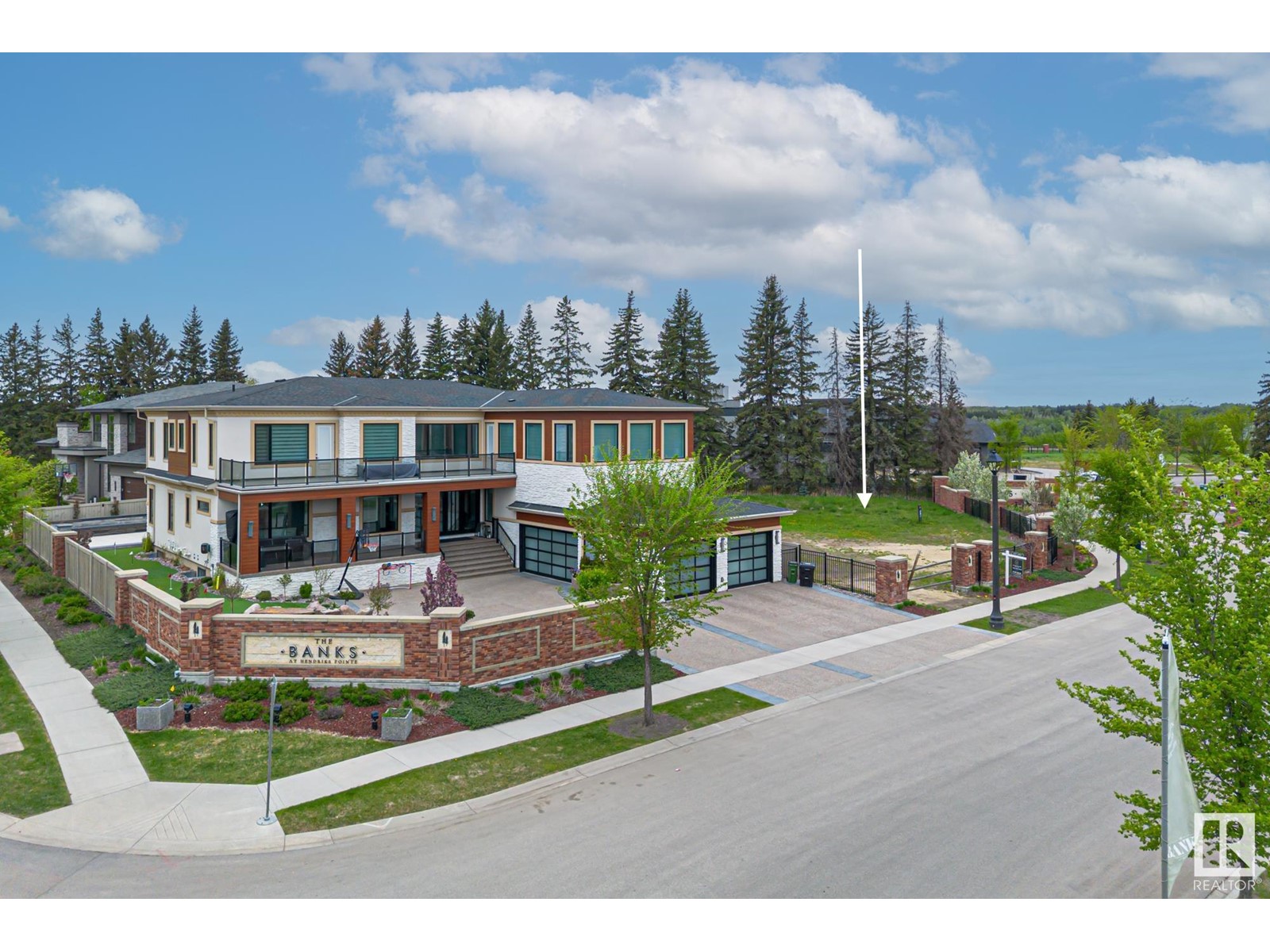 Photo 3 of 22 3466 Keswick Bv Sw, Edmonton AB