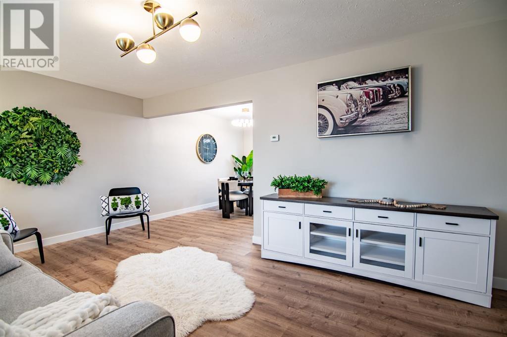 5527 38 Street, Red Deer