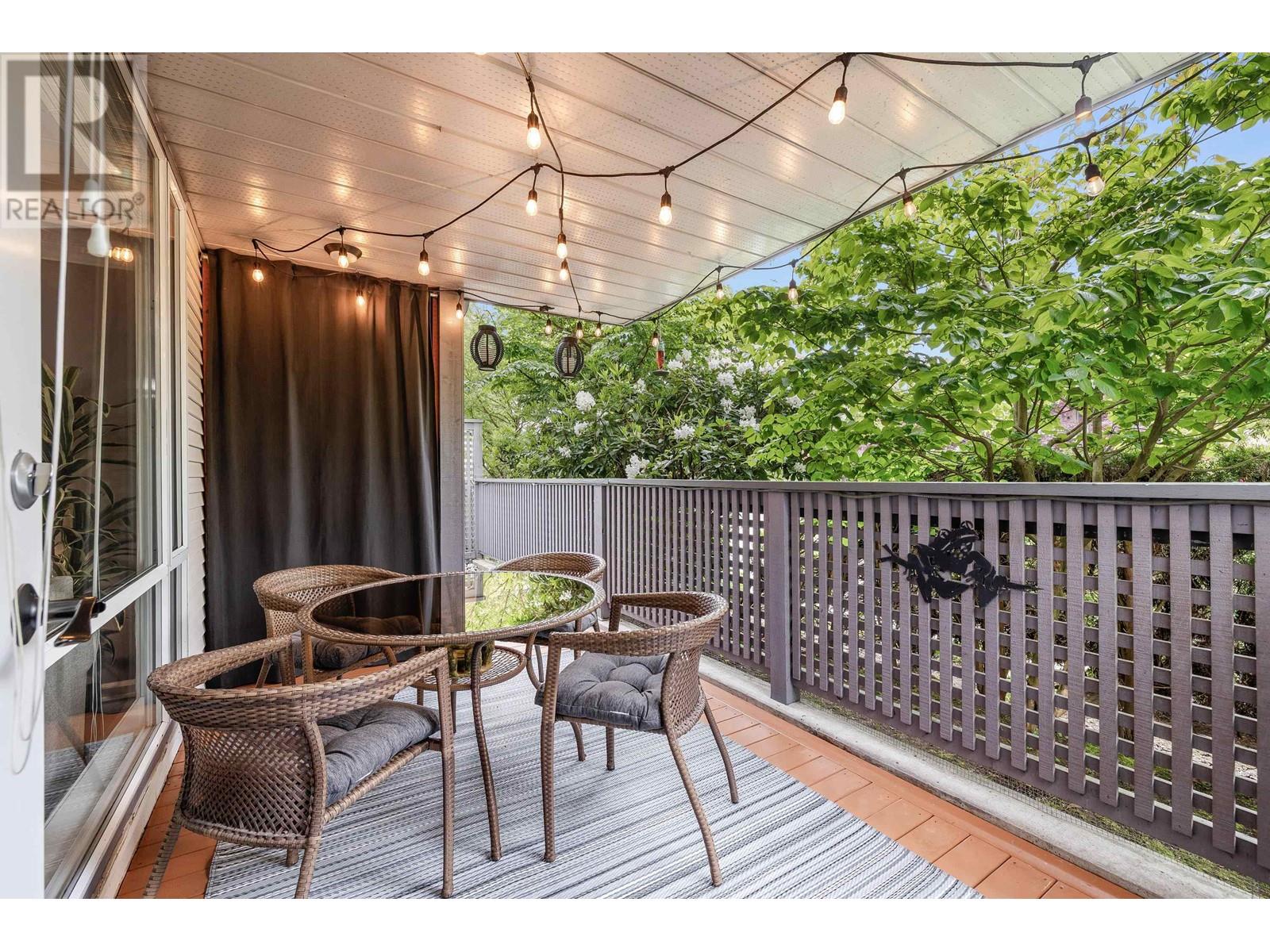 106 19121 FORD ROAD, Pitt Meadows real estate listing R3006025