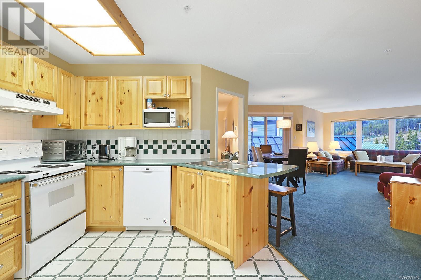 111 1320 Henry Rd, Courtenay real estate listing 978746